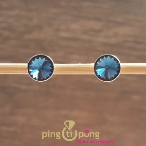 Boucles d&rsquo;oreilles « Bonbons » en argent 925 rhodié et cristal autrichien bleu de SPARK