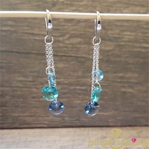 Boucles d&rsquo;oreilles « Rugiada » de SPARK en argent et cristaux camaïeu de bleu