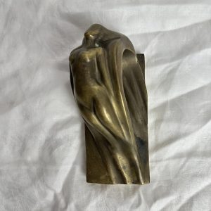 Presse papier statue femme nue laiton