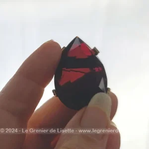 Belle broche grosse pampille grenat sertie métal doré
