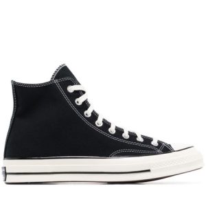 Converse – Chuck Taylor