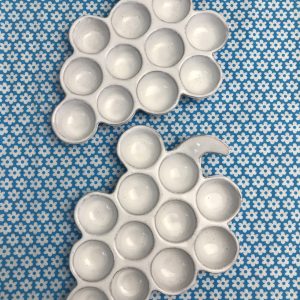 Deux ranges œufs Vallauris « Raisin »