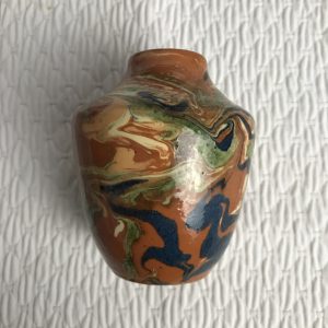Petit vase Savoyard en terre