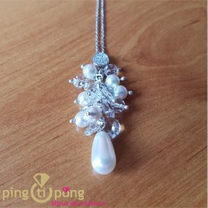 Sautoir en argent et cristaux de Swarovski de SPARK